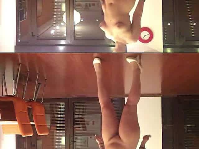 Twerk Diva sexy ass shake and clap