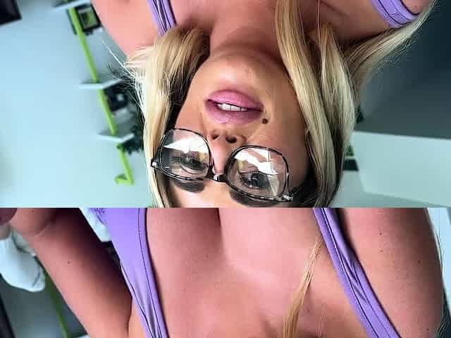 Vivianne DeSilva - Sweet Step Mom Wants Sex