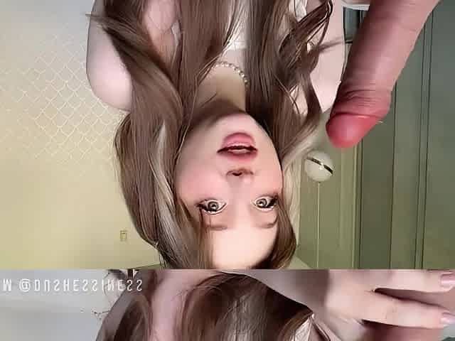 Borrowed a wang from my classmate. So giant for my virgin twat so I cum just now!