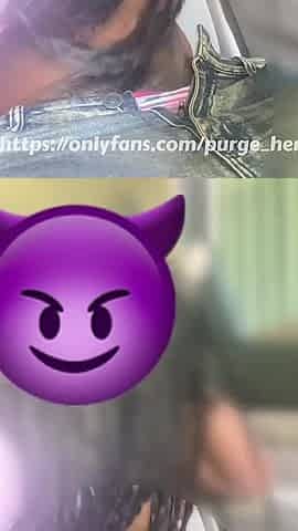 Big Lips Backseat Car Head Big Pulsating Cumshot