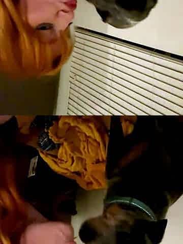 Redhead babe masturbates in the bathtube