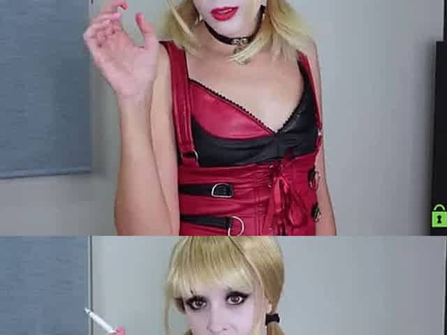 Harley Quinn Smoking blowjob