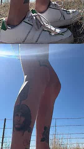Urinate Floozy pissing on side of road!