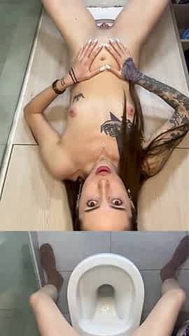 Full Huge Urinary Tract - 70 Seconds of Continuous Toilet Piercing