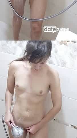 Amateur with Small Tits Masturbates in the Shower