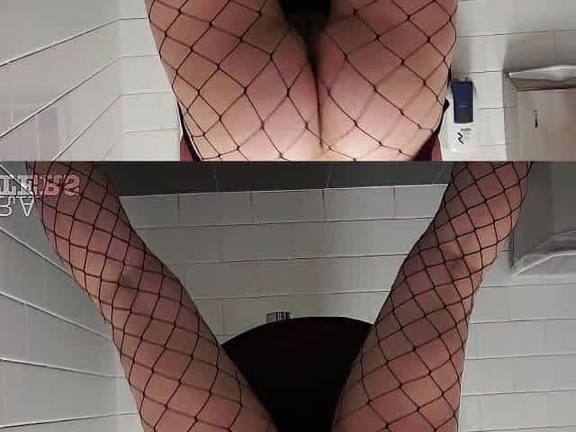 Concupiscent Teen Plays in University Baths