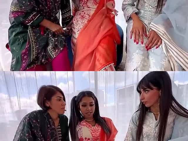 Desi Bhabhi With Sahara Knite