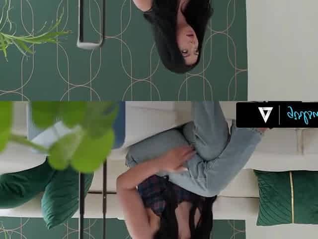 Bella Bends - Beauty Serene Sirens Shaved Action