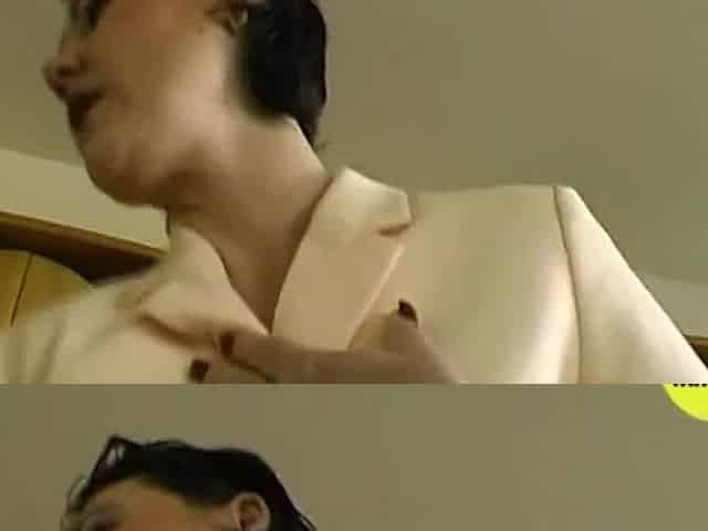 Mature Lady Stimulates Pussy Retro Porn
