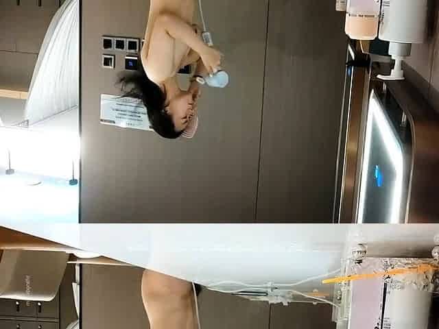 Japanese amateur Asian big boobs mother