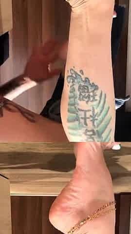 Amateur Foot Fetish Girlfriend Sucks and gives a Footjob