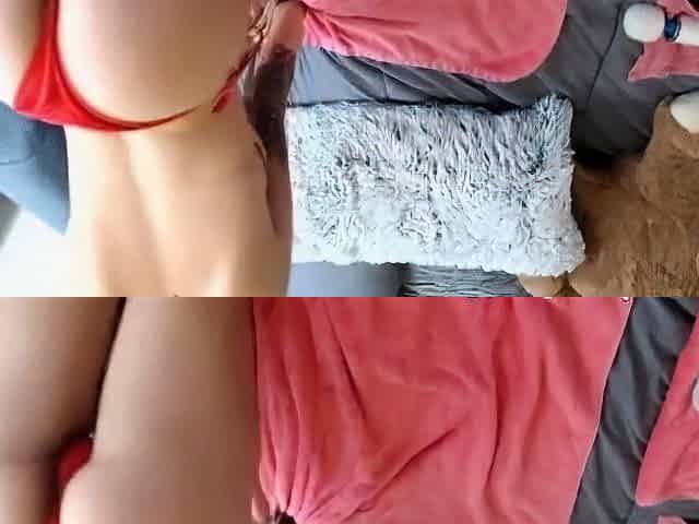 Big-Titted Webcam Girl Fills Her Holes With Dildo