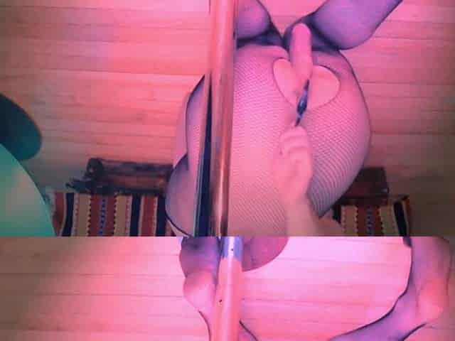 Femboi Sissy tries to sissygassm for their headmistress ;)