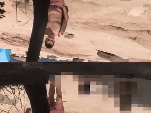 Big Dicked Dude Seduces A Girl At The Nudist Beach