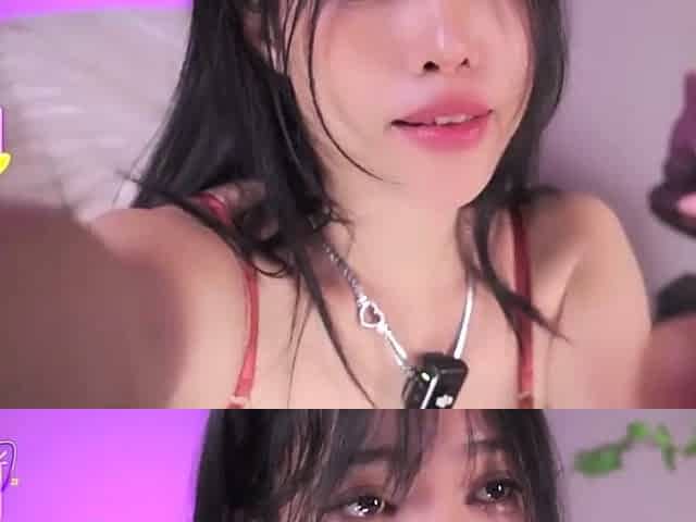 Amateur Webcam Teen Masturbating