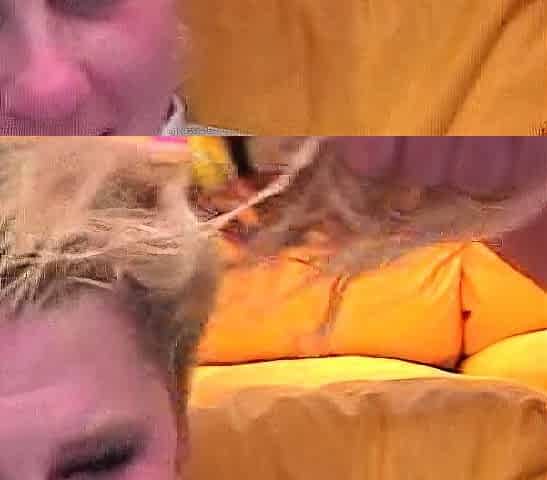 Close up fuck girl in big cock