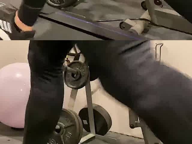 SMALL GOLDEN-HAIRED WORKOUT SHOWING HER LARGE TITS