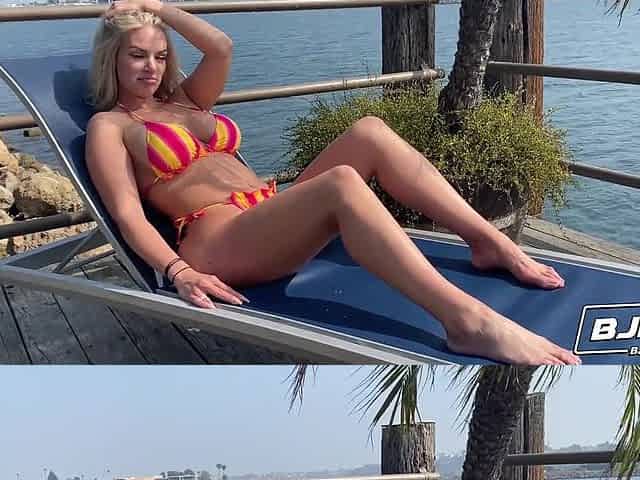 Blonde bombshell Racheal Cavalli is doing a hell of a blowwork