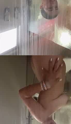 Alma Salvaje touches herself in the shower. Why arent u here to screw me?