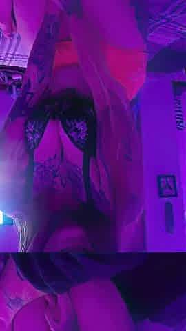 Creampied my bestfriend wile watching her booty jiggle