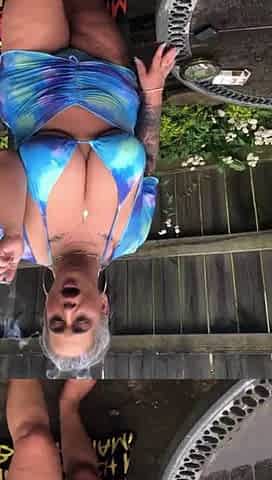 Kandy smoking in blue