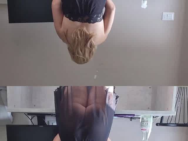 Hawt golden-haired doxy in nature's garb