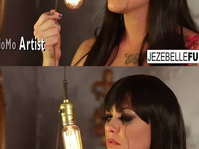 Bathtub solo session with Jezebelle Bond