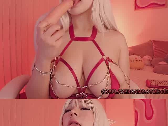 Blonde Huge Boobs Elf - Sofia Castillo/sofiacastillo