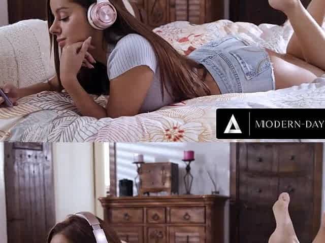 Teen Redhead Ignores Stepdaddy So This chab Cums On Her Snatch!