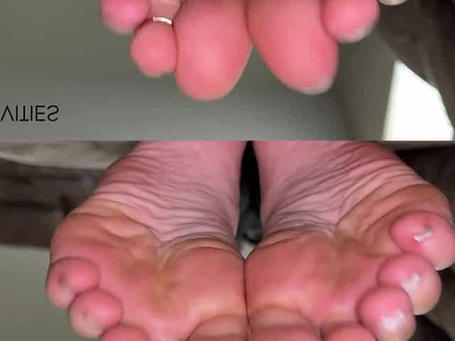Toe Lovers Can't Get Enough of My Feet