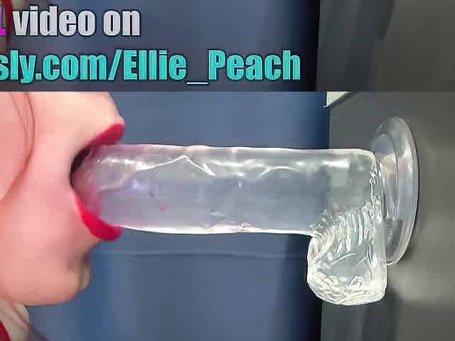 Doxy femboy sucks sex tool in drool