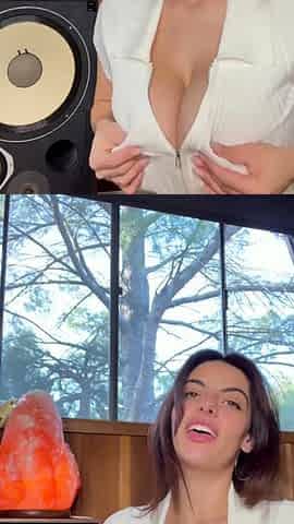 Big boob brunette masturbates on webcam