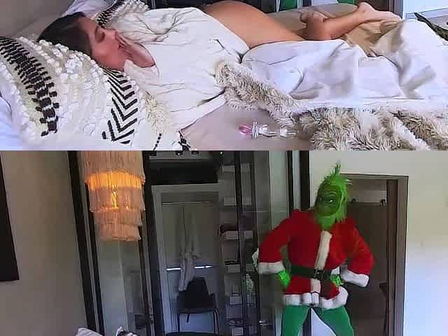 Colombian golden-haired misbehaves on Christmas and the Grinch gives her 1ST ANAL BANG - Scarlet Benz