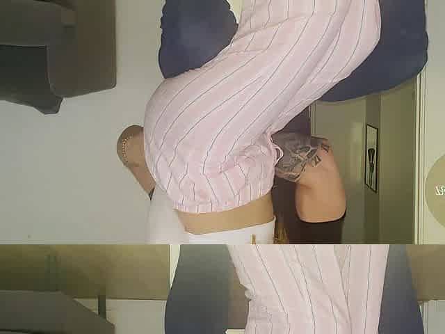Stepdad finger bangs horny schoolgirl
