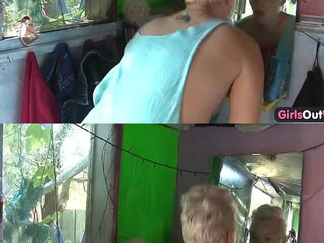 Bushy blond amateur sexually excited in the morning