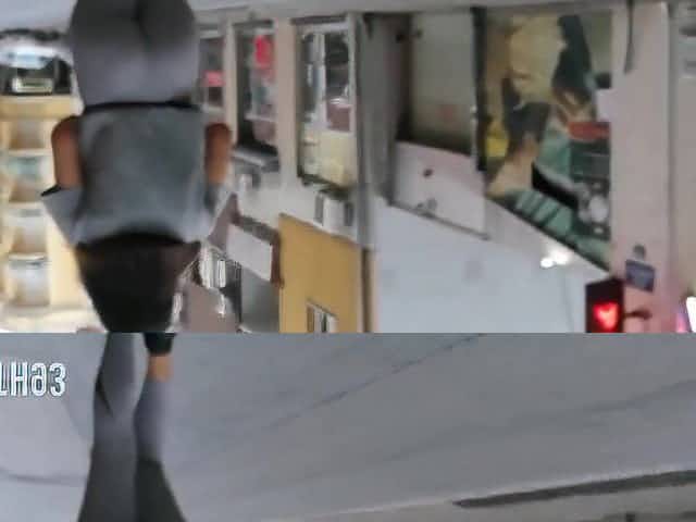 Astounding butt in grey leggings