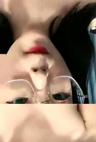 Amateur young teen solo masturbation on her livingroom
