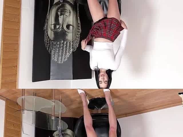 Keira Flow In Horny Nerdy Girl Cums Hard Just For You