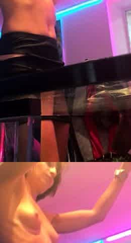 Amateur wild chick solo masturbation