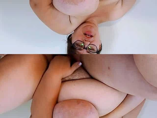 Big boobs milf masturbating