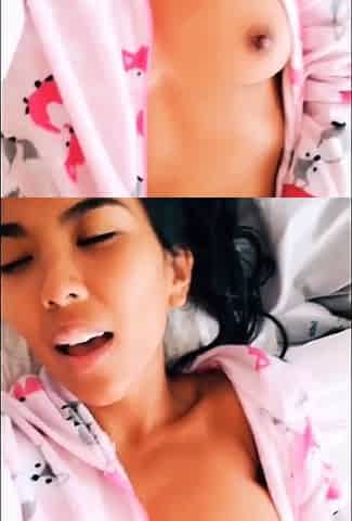Asian Babe Edges BC She Wants BF to Send Dick Pics