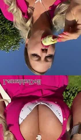 ???????? Ice cream melts... just like my moist cunt! ???????? Lenushka Doll is willing for the mess! ????????