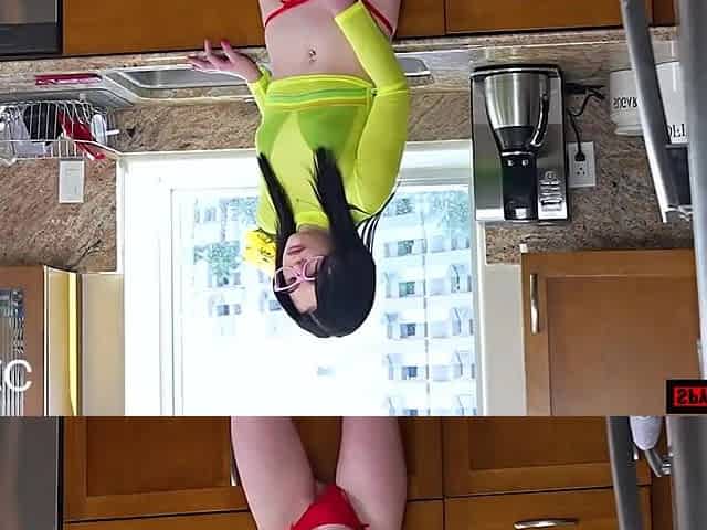 Blowjob Trailer With Nice-looking Lola Valentine From