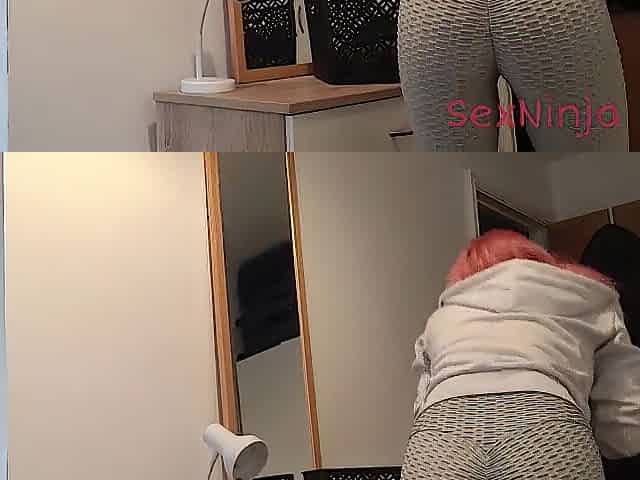 Unintentionally Flashing My Hard Dick to My Step-Mamma