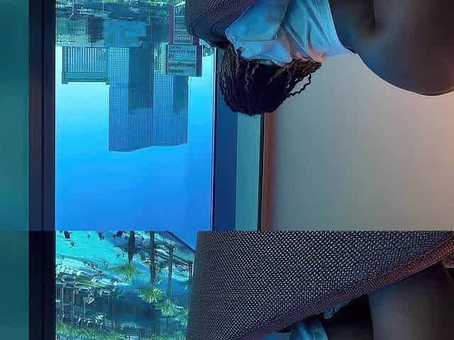 A Vibe And A Creampie In Vegas