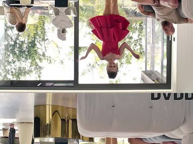 Una Fairy showed her magical skills in front of the husband, showcasing her stunning natural assets.
