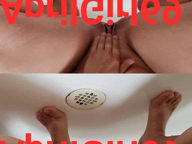 Pleasant Cunt Pissing