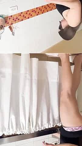 Latina Cameltoe Giant Creampie in the Kitchen with Her Neighbor