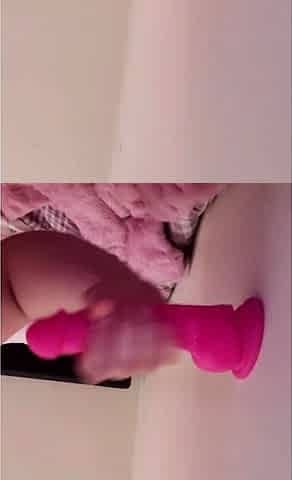 Omege amateur girl hard fuck toys and orgasm