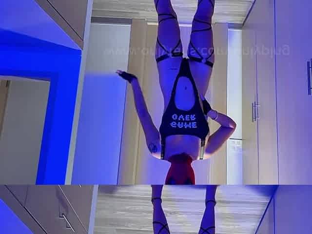 SOLO CUTIE WITH DEADPOOL COSPLAY